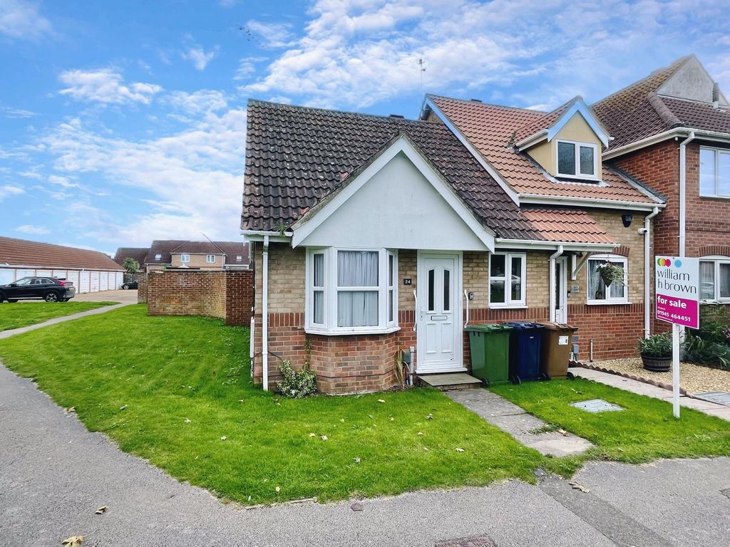 1 bed terraced bungalow for sale in Armada Close, Wisbech PE13, £110,000