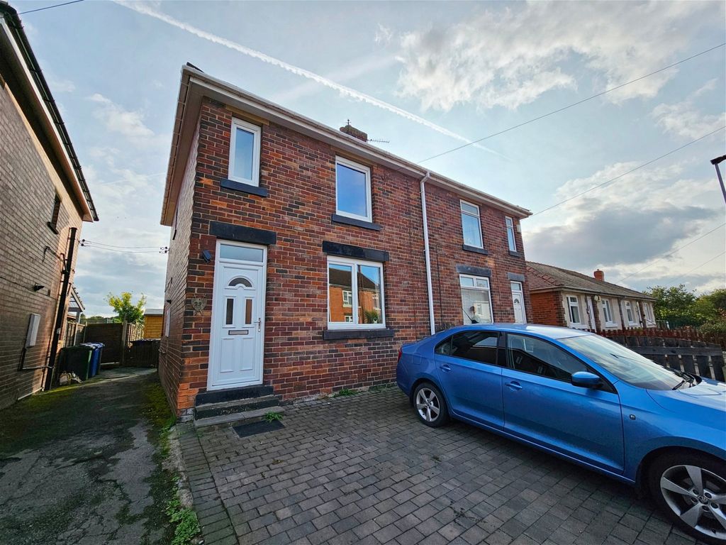 2 bed semi-detached house for sale in St. Thomas Road, Barnsley S75, £135,000