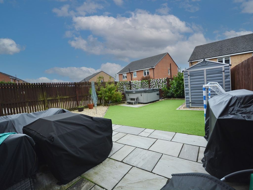 3 bed property for sale in Cutty Sark Road, Kilmarnock KA3, £179,995
