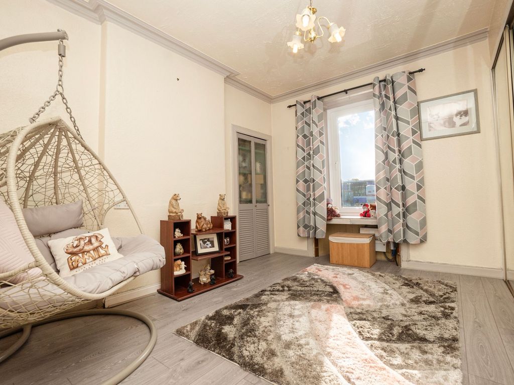 2 bed maisonette for sale in Main Street, East Calder EH53, £155,000