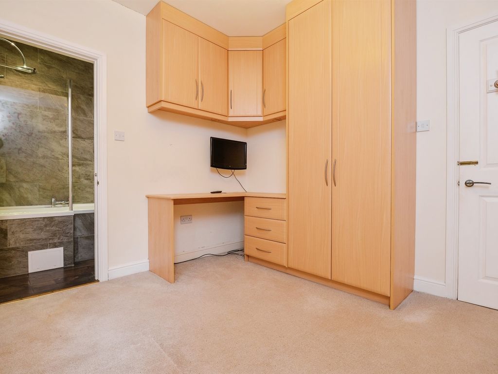 3 bed flat for sale in Hartburn Village, Hartburn, Stockton-On-Tees TS18, £165,000