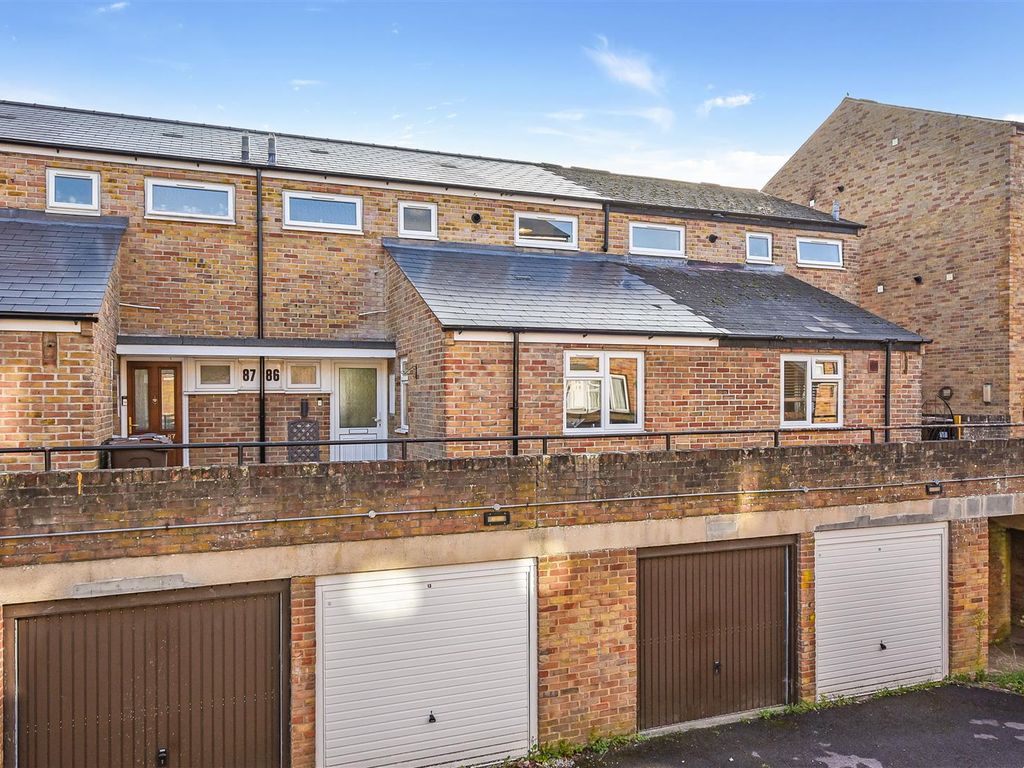 3 bed property for sale in Turin Court, Andover SP10, £230,000