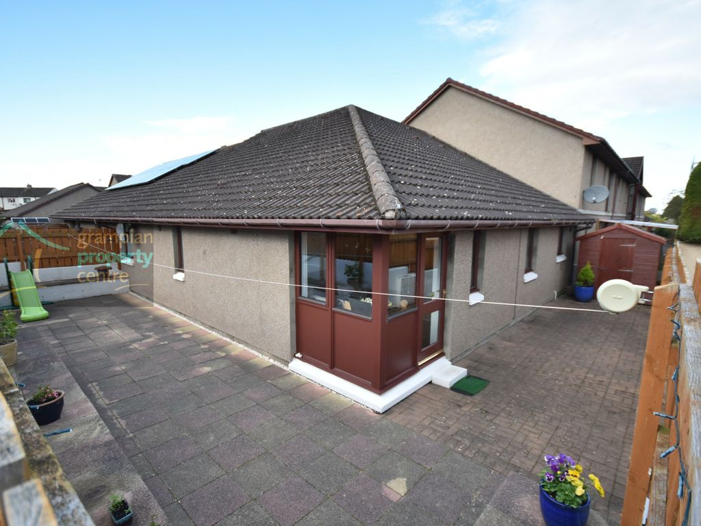2 bed terraced bungalow for sale in Lesmurdie Court, Elgin IV30, £140,000