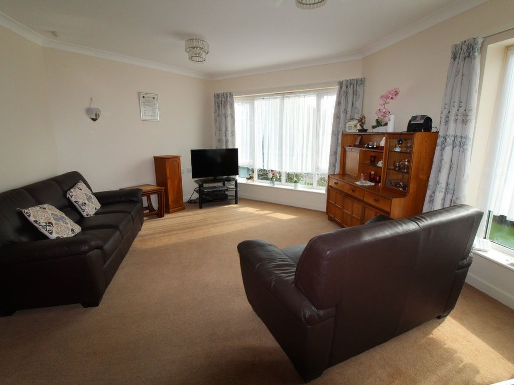 2 bed flat for sale in Sheldon Heath Road, Birmingham, West Midlands B26, £48,000