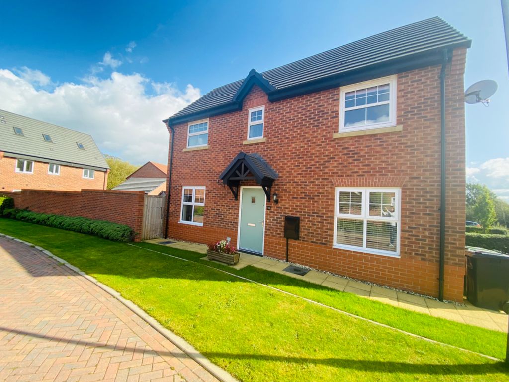3 bed semi-detached house for sale in Church View Place, Henhull, Nantwich CW5, £135,000