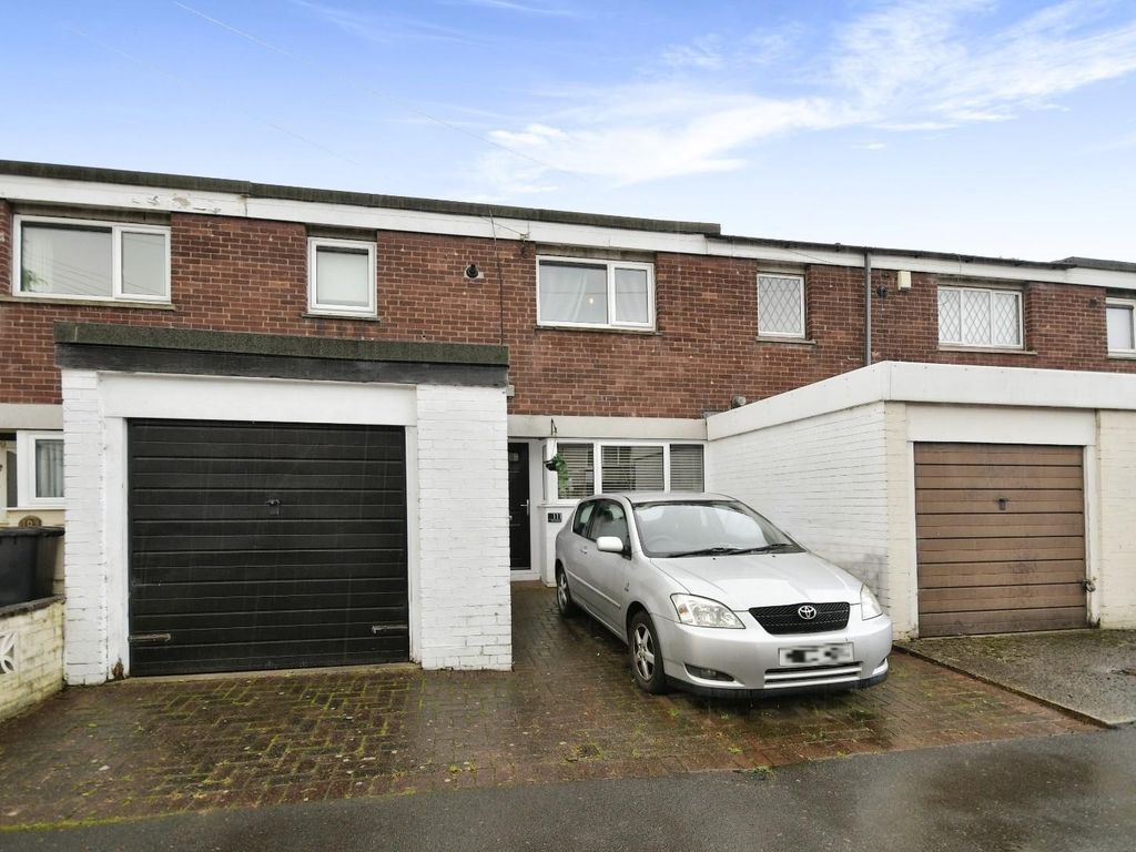 3 bed terraced house for sale in Winn Gardens, Middlewood S6, £120,000