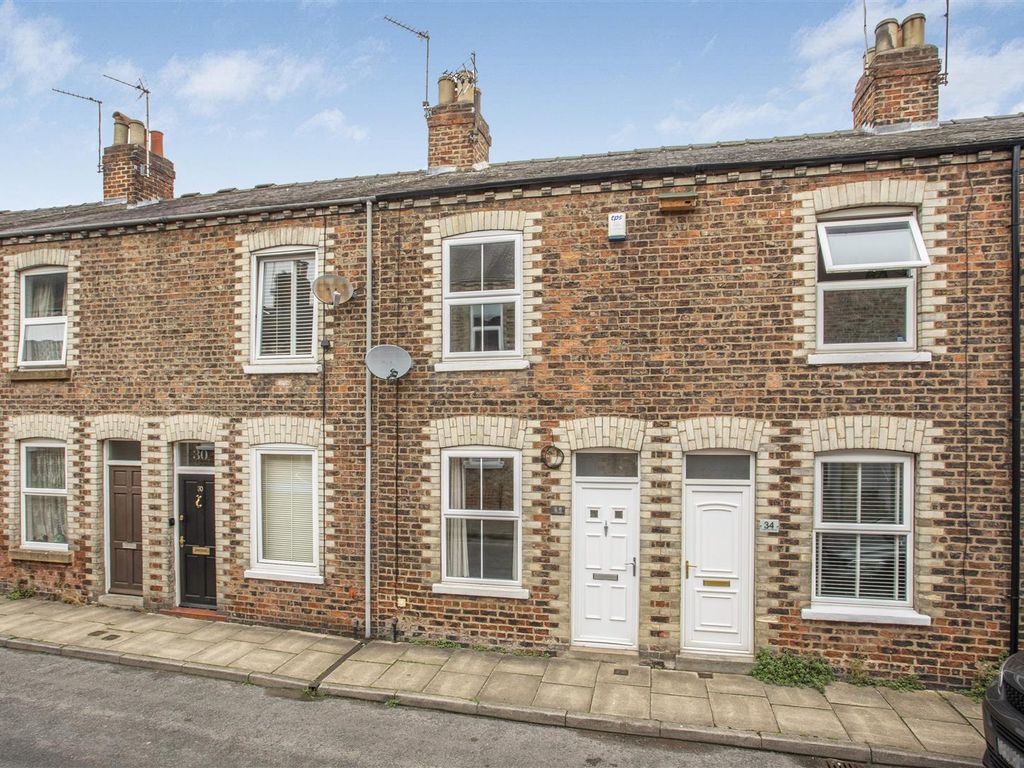 2 bed terraced house for sale in Lower Ebor Street, Off Bishopthorpe Road YO23, £285,000