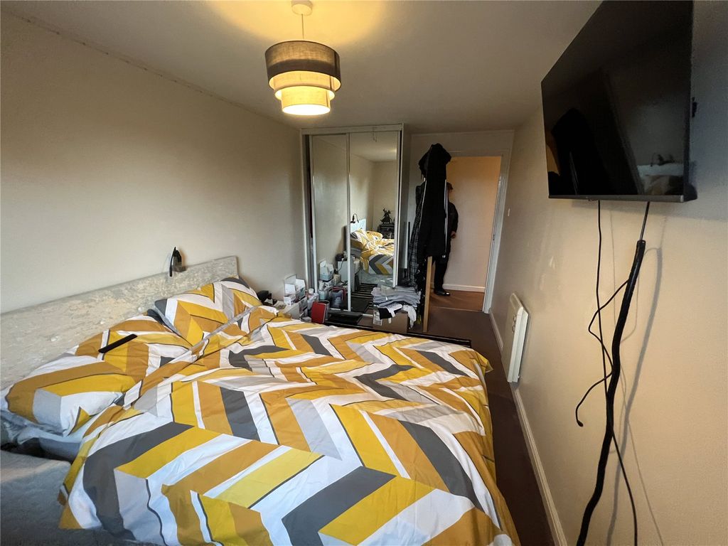 2 bed flat for sale in Gomer Street, Willenhall, West Midlands WV13, £75,000