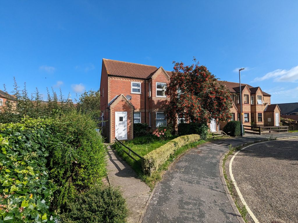 1 bed flat for sale in Platers Walk, Leiston IP16, £95,000