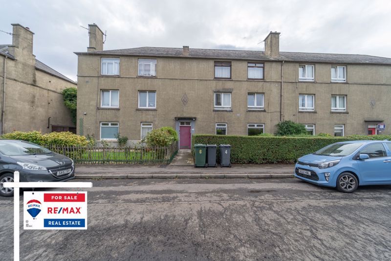 2 bed flat for sale in Hutchison Avenue, Slateford, Edinburgh EH14, £179,000