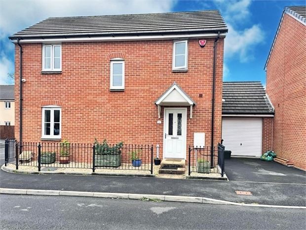3 bed detached house for sale in Millstone Close, Weston Village, Weston-Super-Mare, North Somerset. BS24, £300,000