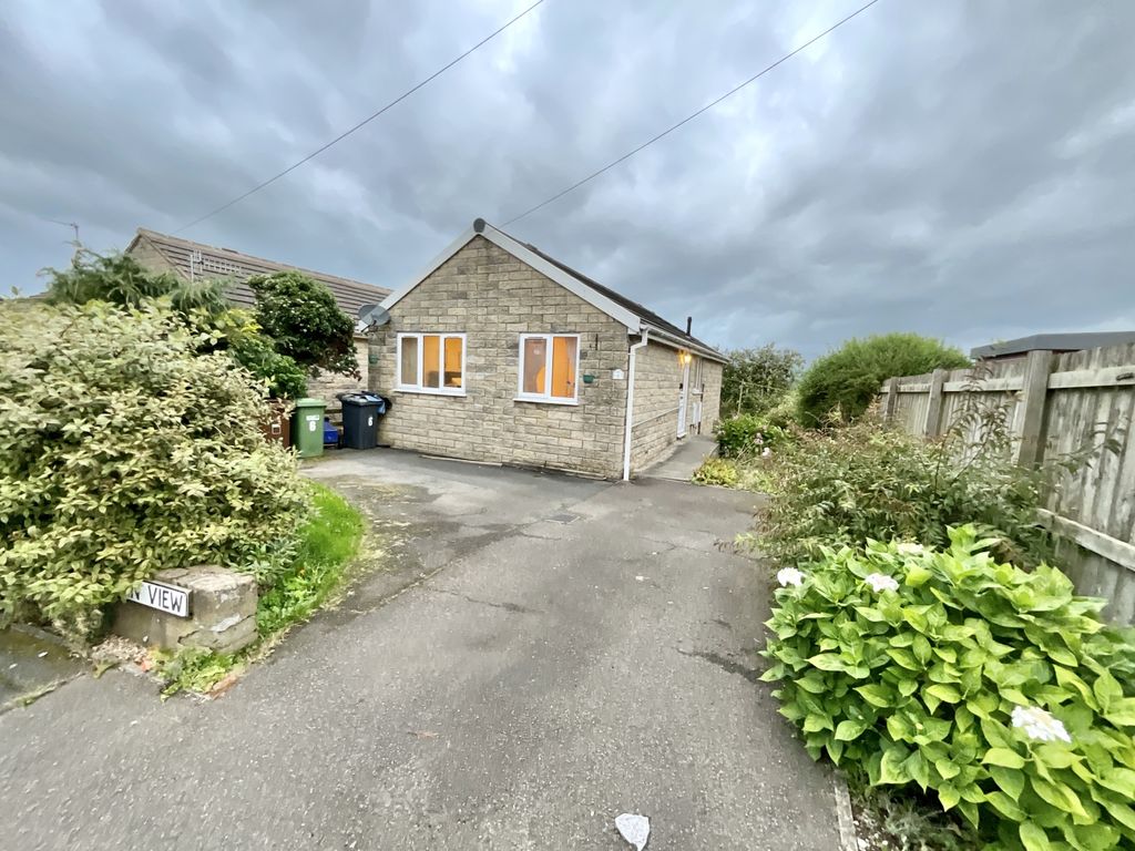 2 bed detached bungalow for sale in Craven View, Warwick Drive, Barnoldswick BB18, £210,000