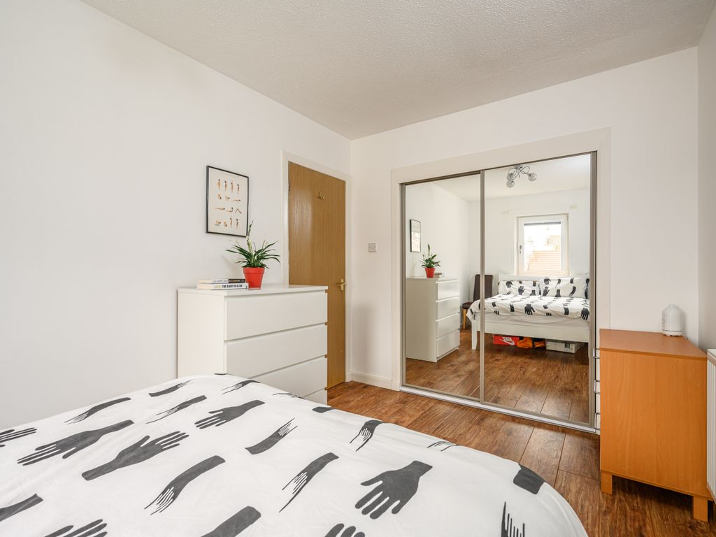 2 bed flat for sale in 14/10 Sandport, Edinburgh EH6, £230,000