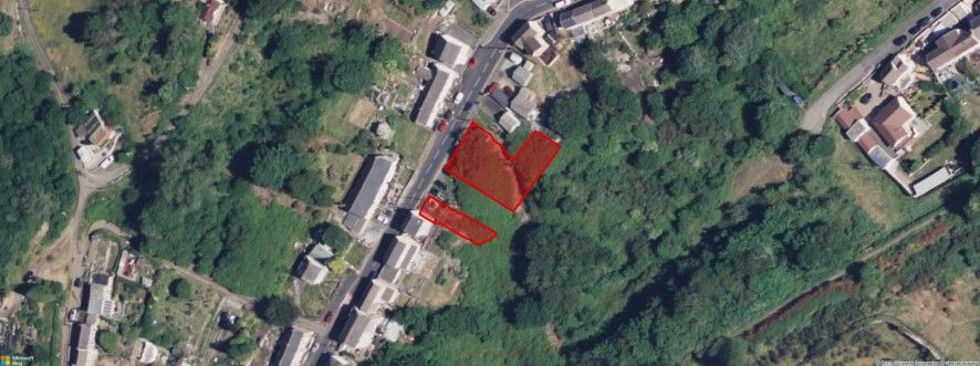 Land for sale in Cyfyng Road, Ystalyfera, Swansea SA9, £3,000