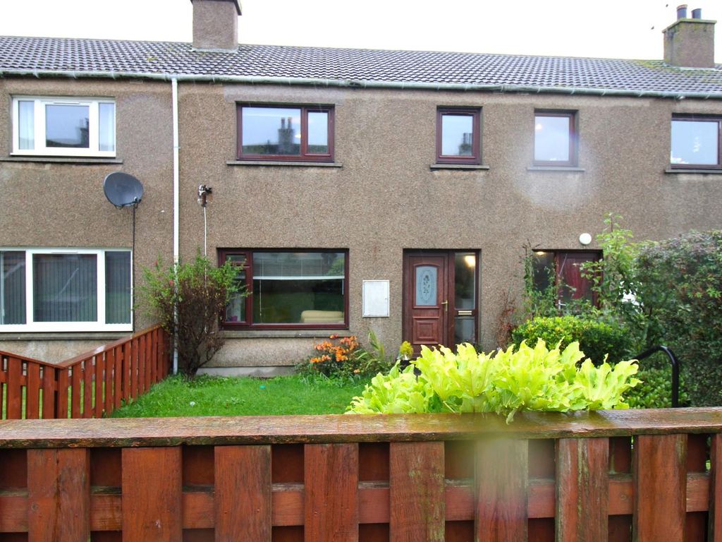 3 bed terraced house for sale in Thistle Park, Wick KW1, £80,000