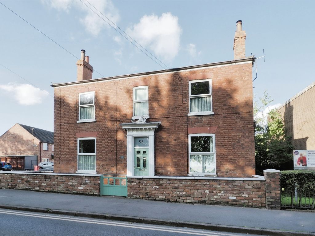 4 bed detached house for sale in Ashby High Street, Scunthorpe DN16, £240,000
