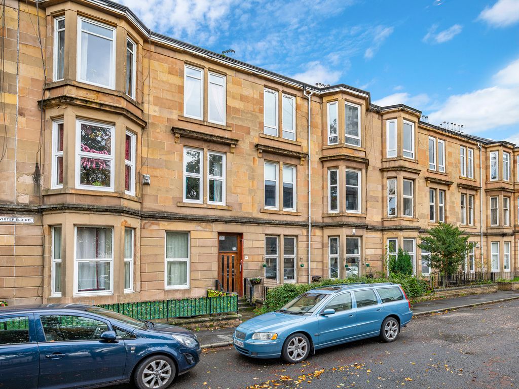 2 bed flat for sale in Whitefield Road, Govan, Glasgow G51, £180,000