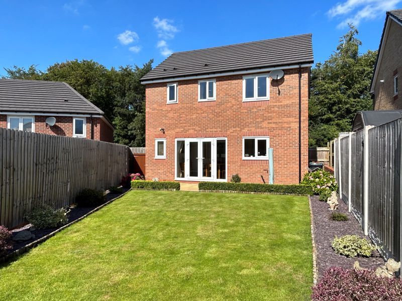 3 bed detached house for sale in Llys Y Groes, Wrexham LL13, £285,000