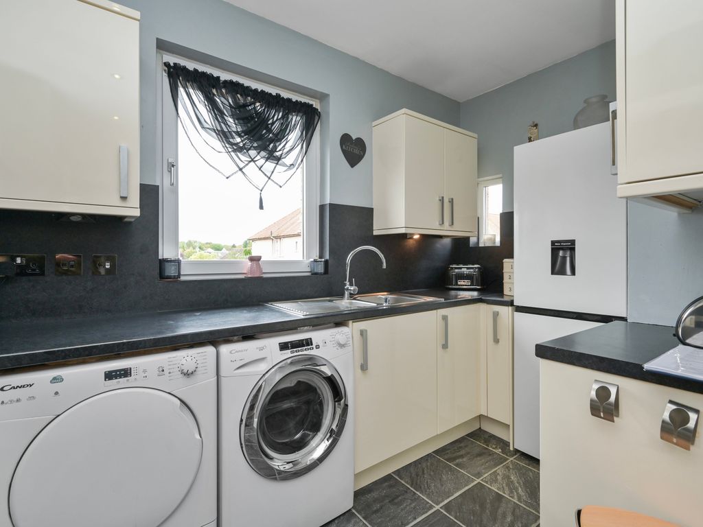 3 bed flat for sale in 16 Kennington Avenue, Loanhead EH20, £175,000