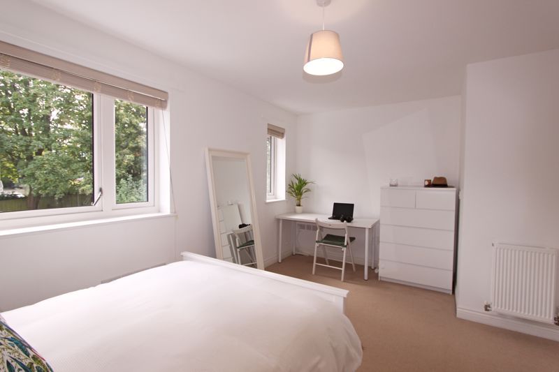 2 bed terraced house for sale in Bedstone Road, Basingstoke RG21, £325,000