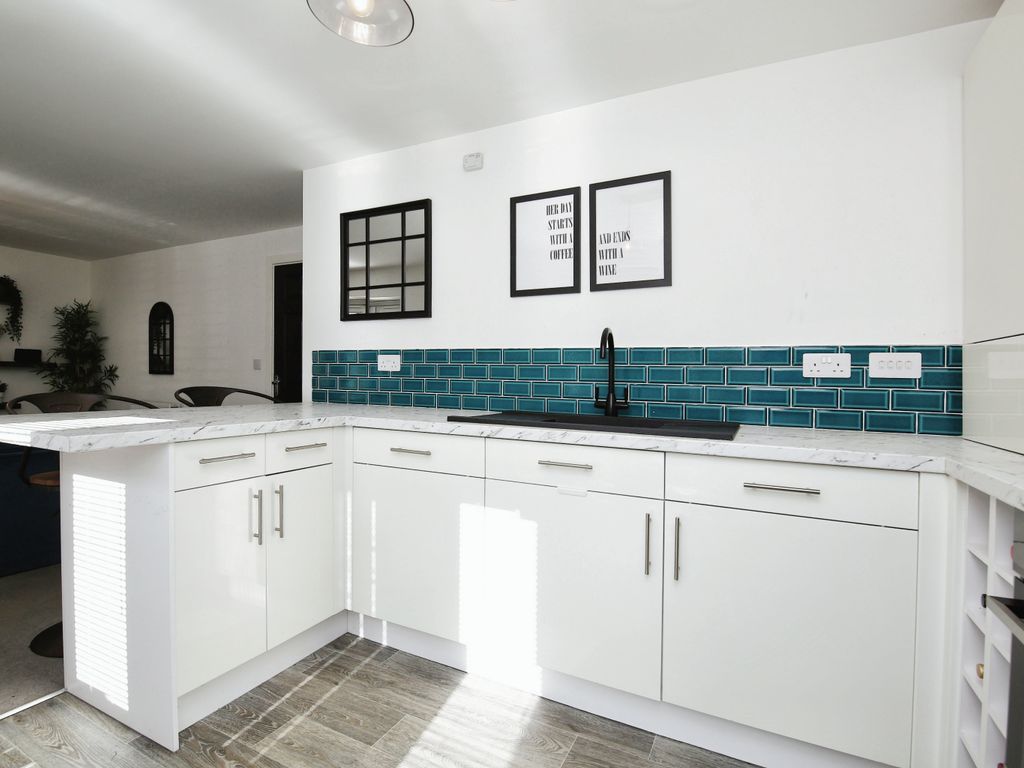 2 bed flat for sale in Shiell Heights, Durham DH1, £204,999