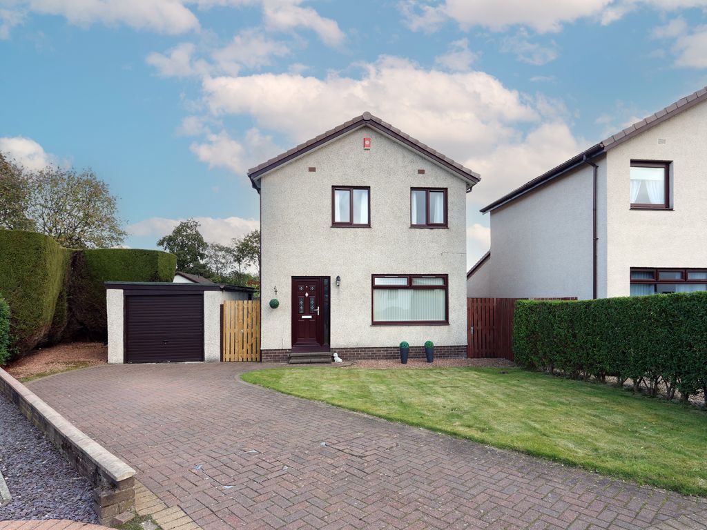 3 bed detached house for sale in Burleigh Court, Glenrothes KY7, £200,000