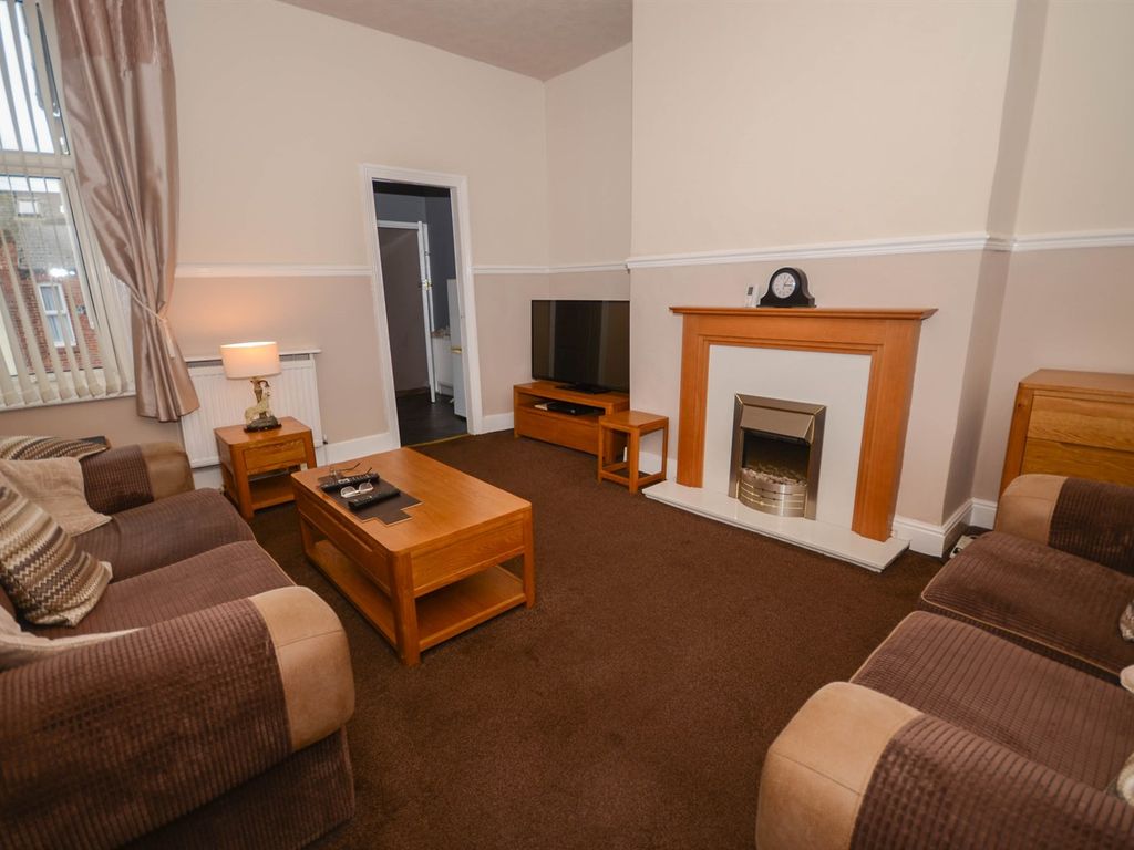 3 bed flat for sale in Salisbury Street, South Shields NE33, £57,000