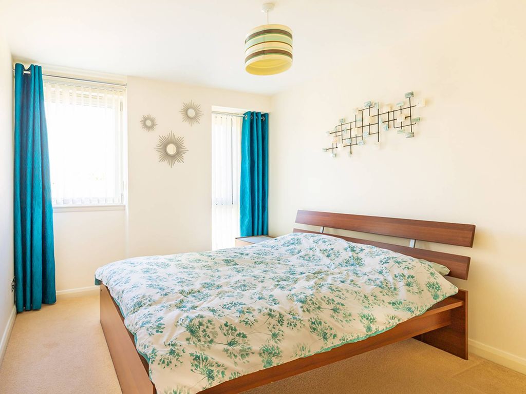 2 bed flat for sale in Queens Highlands, Aberdeen, Aberdeenshire AB15, £210,000