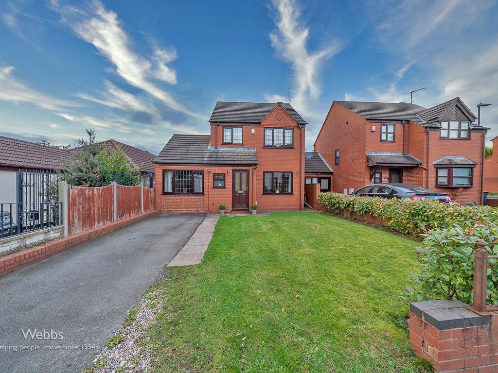 3 bed detached house for sale in Castle Road, Walsall Wood, Walsall WS9, £300,000