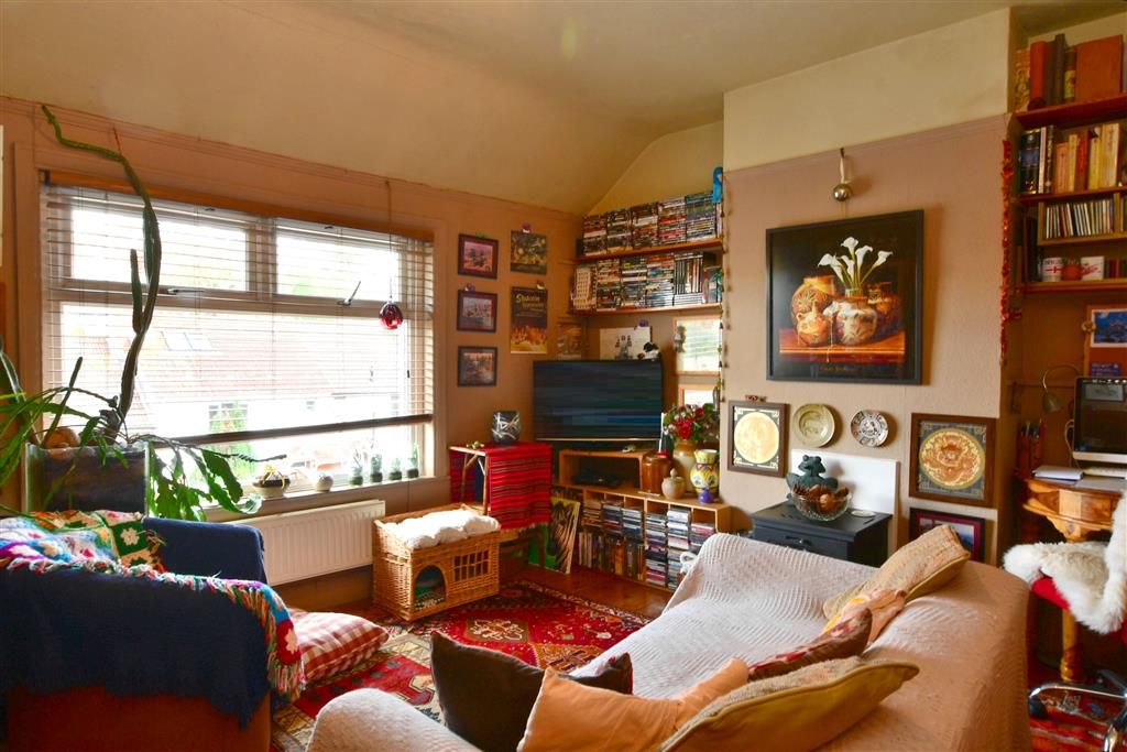 1 bed flat for sale in Coombe Road, Brighton, East Sussex BN2, £220,000