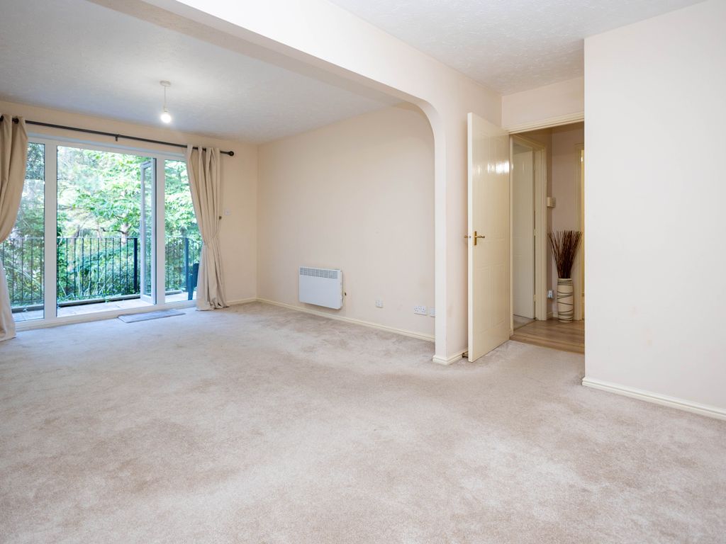 2 bed flat for sale in Bodorgan Road, Bournemouth BH2, £259,950