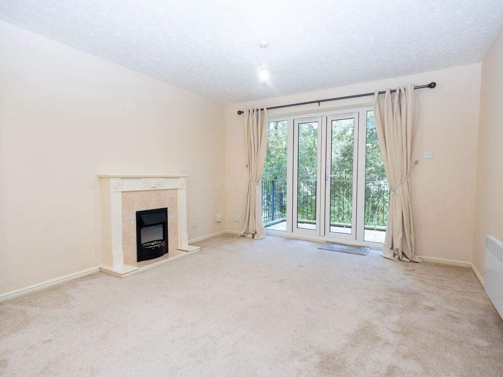 2 bed flat for sale in Bodorgan Road, Bournemouth BH2, £259,950