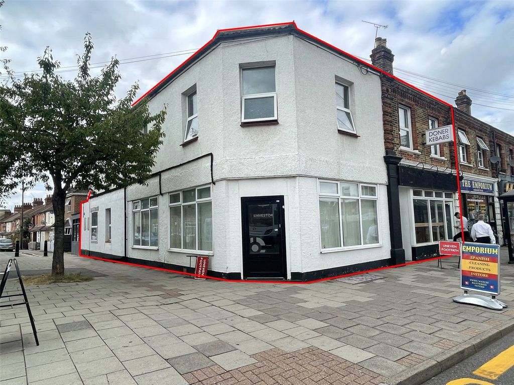 Retail premises for sale in Warley Hill, Warley, Brentwood, Essex CM14, £925,000