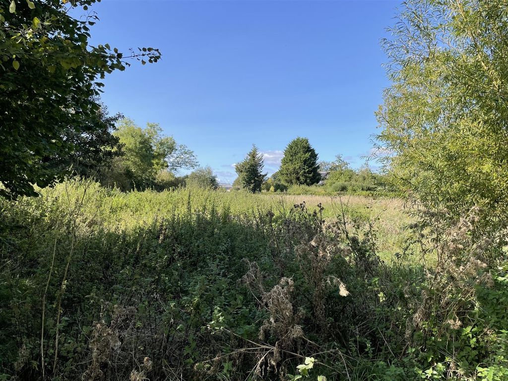 Land for sale in Ufford Road, Bainton, Stamford PE9, £40,000