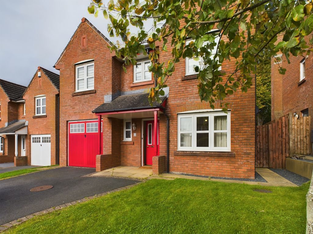 4 bed detached house for sale in Chertsey Grove, Carlisle CA1, £245,000