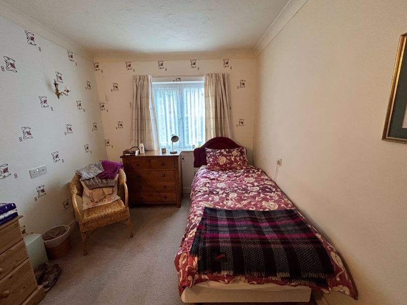 1 bed property for sale in Penrhyn Avenue, Rhos On Sea, Colwyn Bay LL28, £99,950
