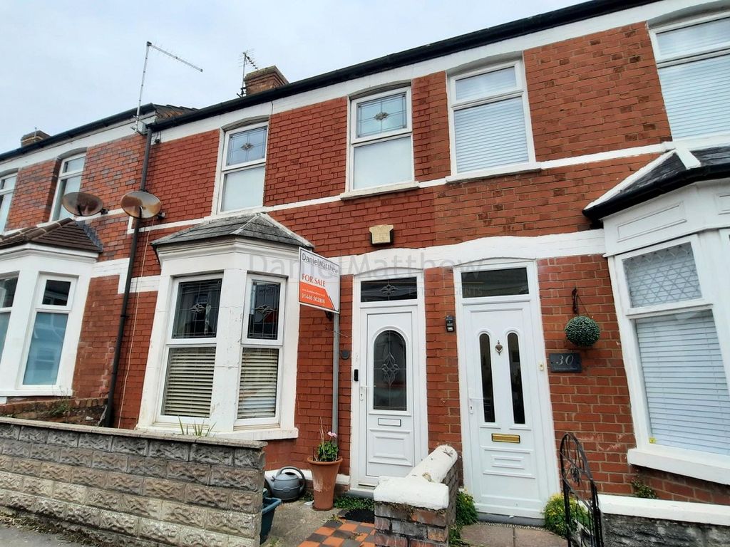 3 bed terraced house for sale in Glamorgan Street, Barry CF62, £240,000