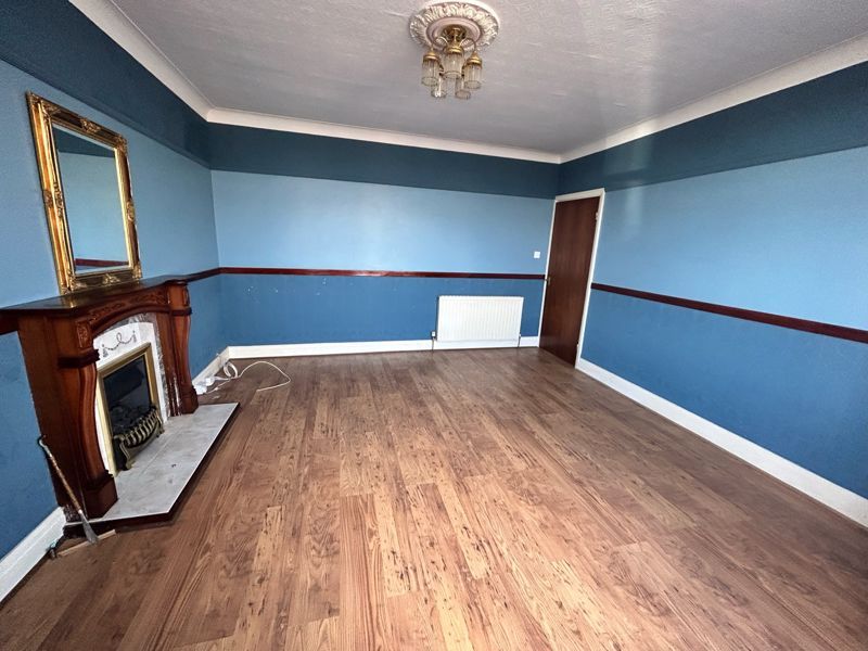 1 bed flat for sale in Marine Drive, Rhos On Sea, Colwyn Bay LL28, £149,950
