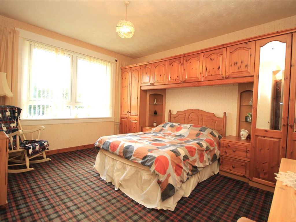 2 bed flat for sale in Coulter Avenue, Coatbridge ML5, £74,995