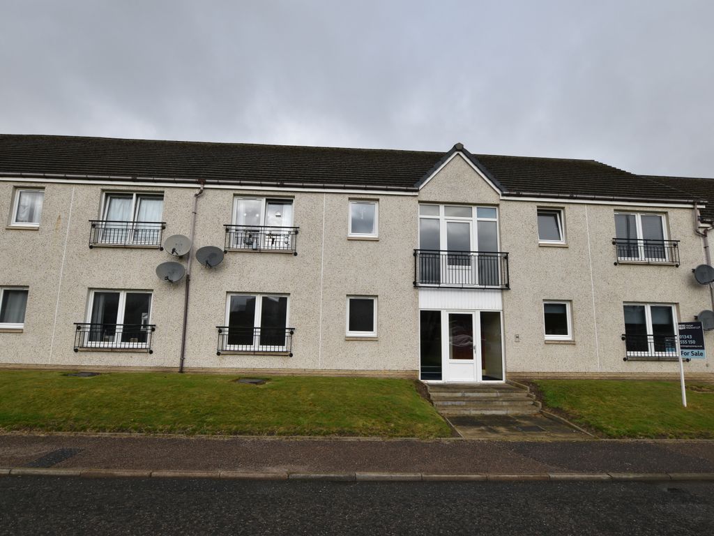 2 bed flat for sale in Garmouth Place, Lhanbryde, Elgin IV30, £90,000