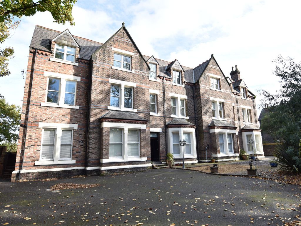 2 bed flat for sale in Elmsley Road, Mossley Hill, Liverpool L18, £195,000