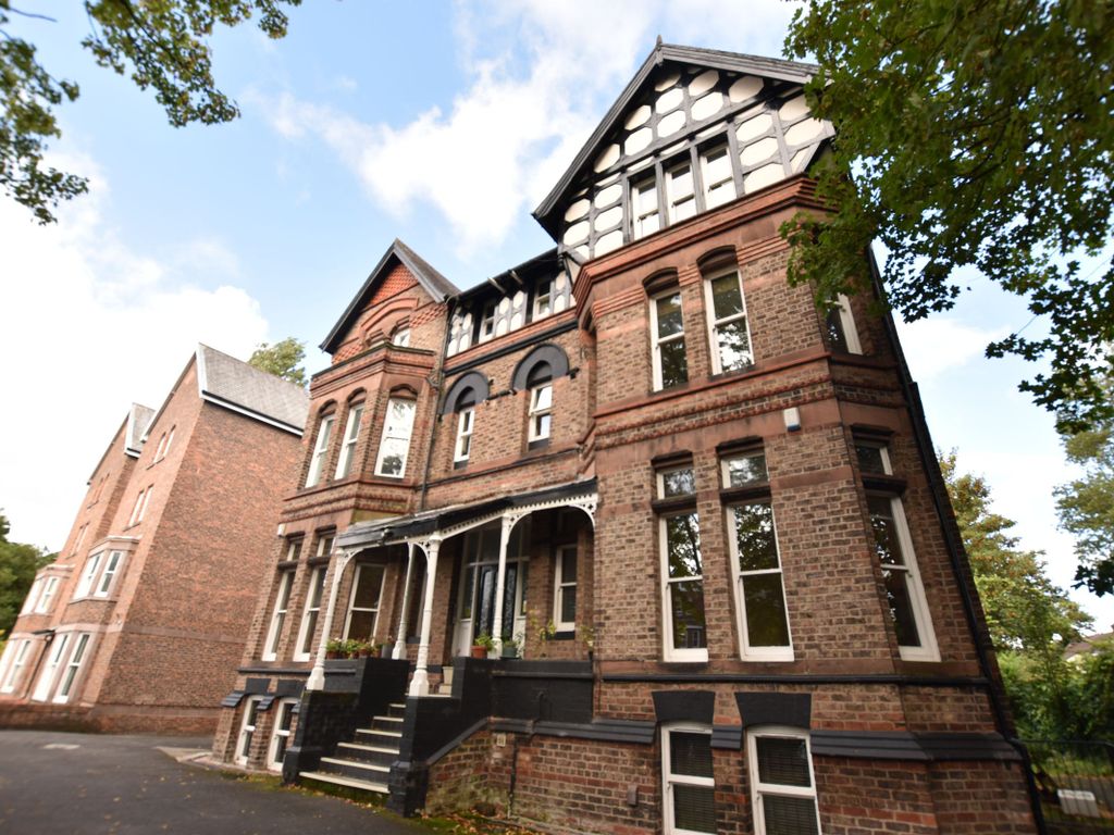 2 bed flat for sale in Livingston Drive, Aigburth, Liverpool L17, £250,000