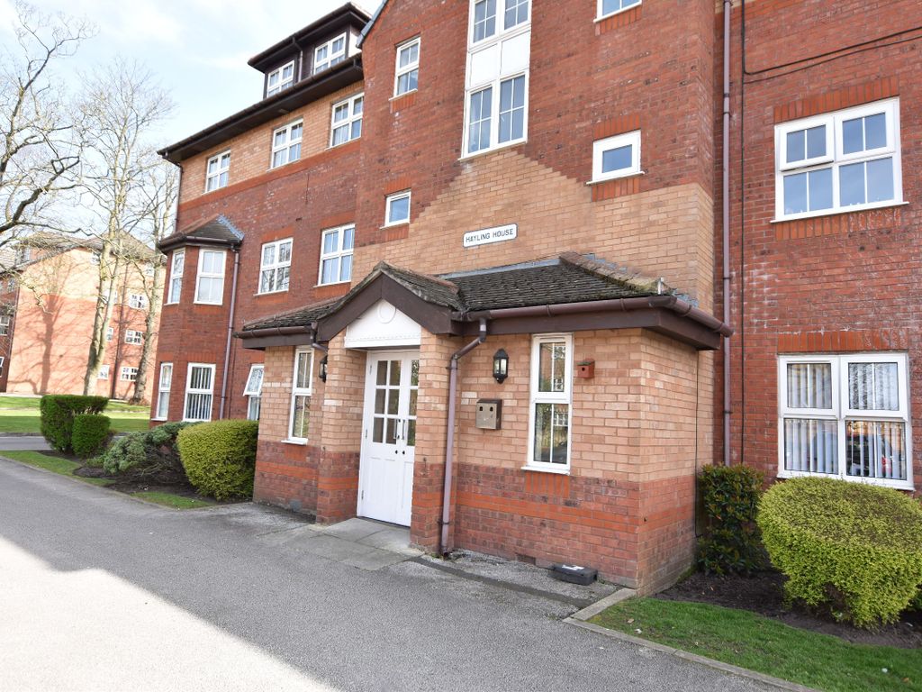 2 bed flat for sale in Hayling House, The Spinnakers, Aigburth. L19, £150,000