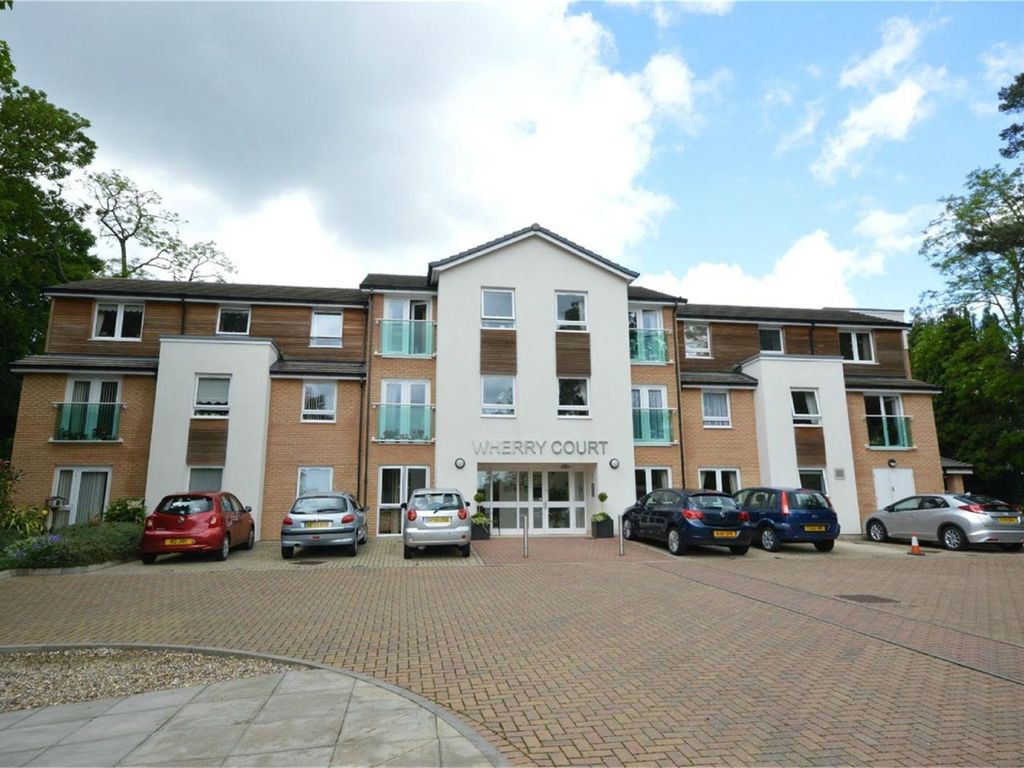 1 bed flat for sale in Yarmouth Road, Thorpe St. Andrew, Norwich NR7, £160,000