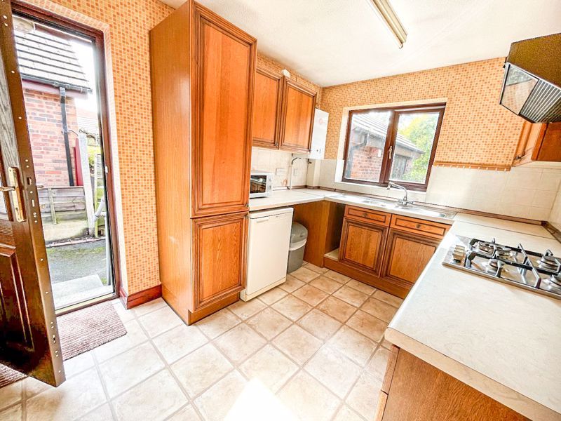 2 bed detached bungalow for sale in Bridgemere Close, Radcliffe, Manchester M26, £275,000