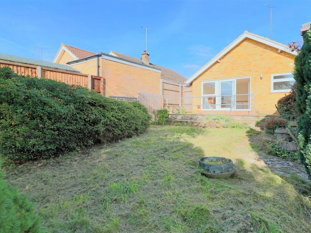 2 bed detached bungalow for sale in Kenelm Rise, Winchcombe, Cheltenham GL54, £325,000