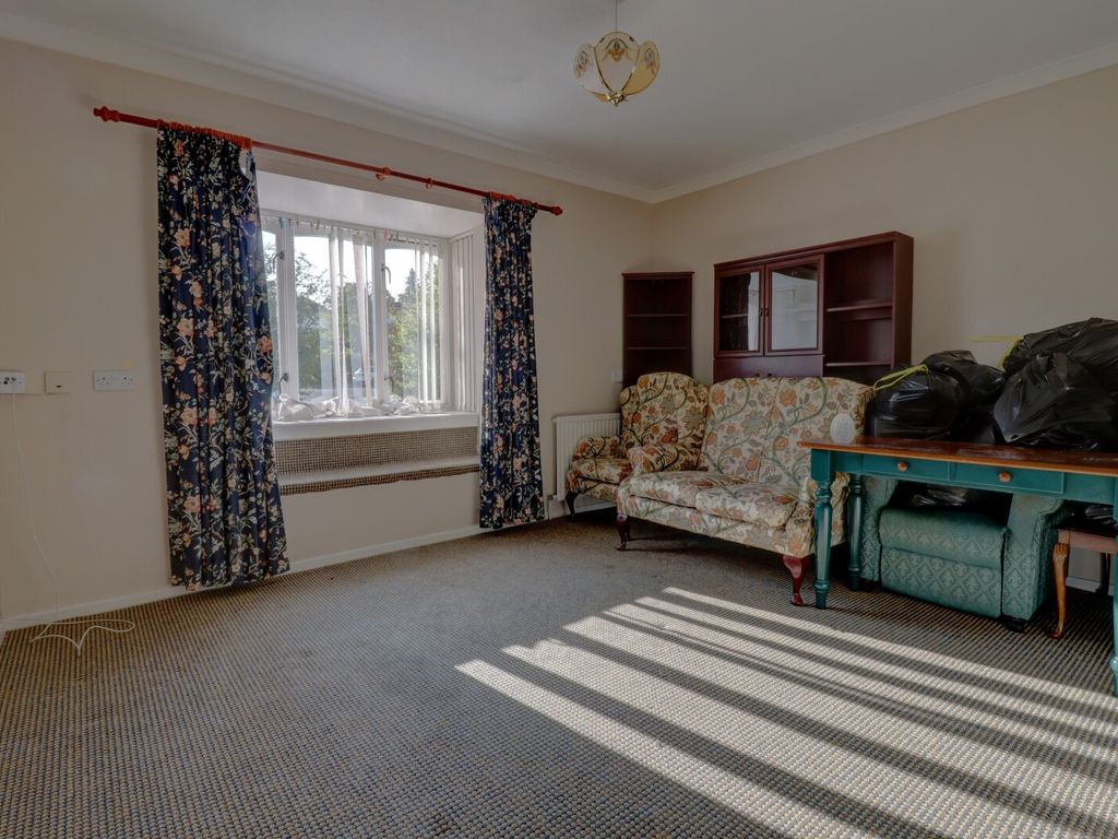 1 bed maisonette for sale in Gatensbury Place, Clifford Road, Princes Risborough HP27, £180,000
