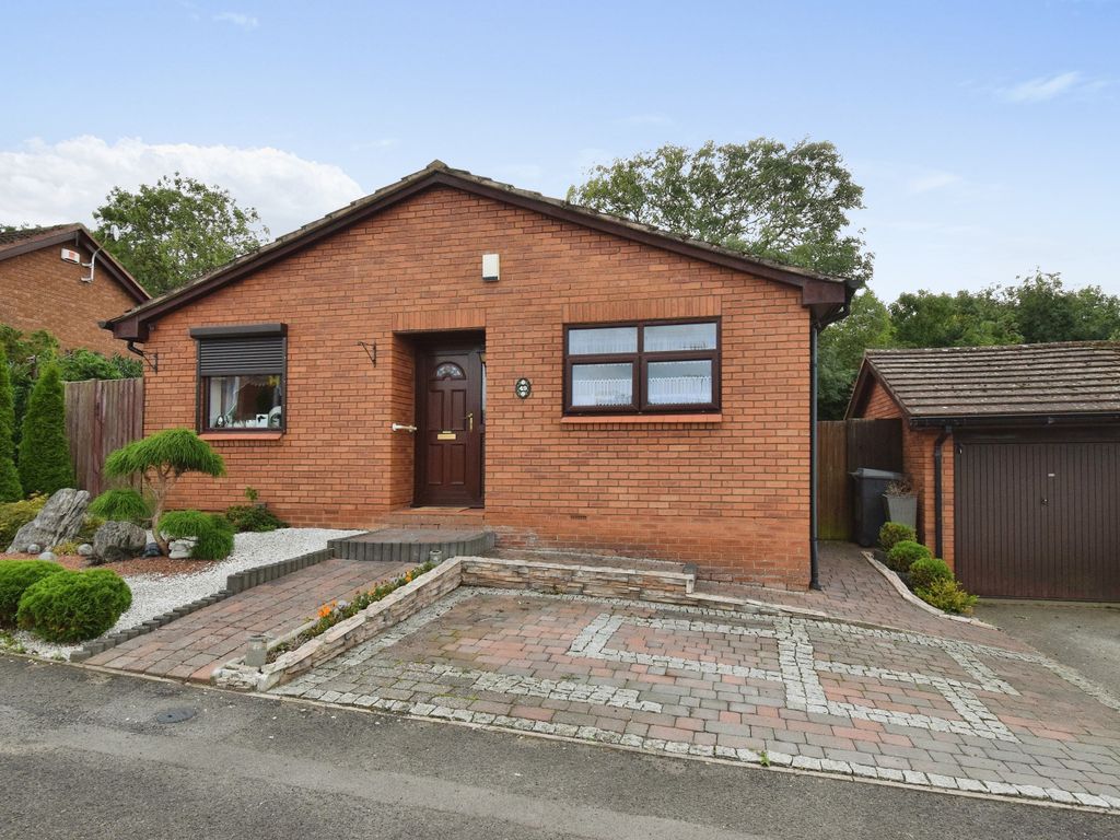 3 bed bungalow for sale in Osprey Road, Leicester, Leicestershire LE4, £280,000