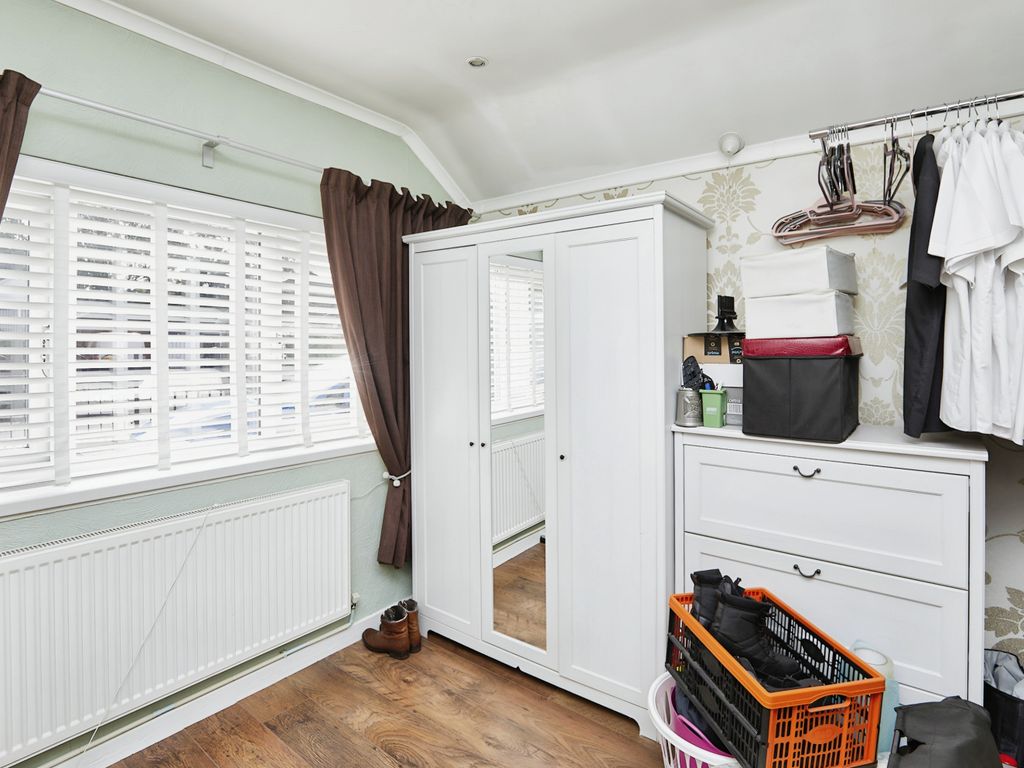 2 bed bungalow for sale in Shelton Drive, Shelton Lock, Derby, Derbyshire DE24, £240,000