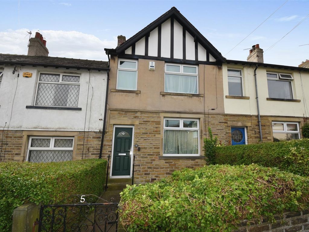 2 bed terraced house for sale in George Avenue, Huddersfield HD2, £130,000